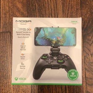 NWOT xbox mobile gaming controller